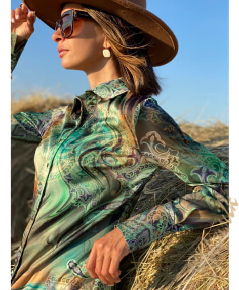 Блузка из искусственного шелка