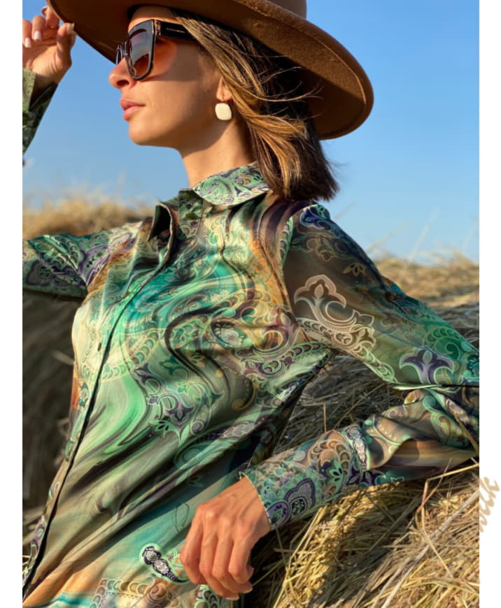 Блузка из искусственного шелка