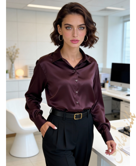 Рубашка из натурального шелка прямого кроя