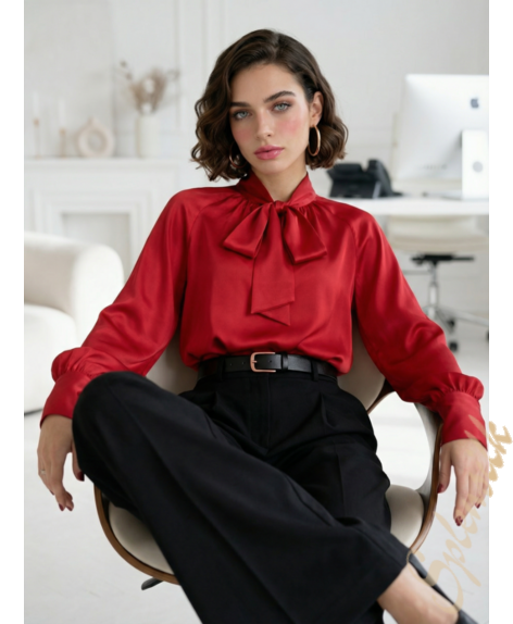 Блузка из искусственного шелка