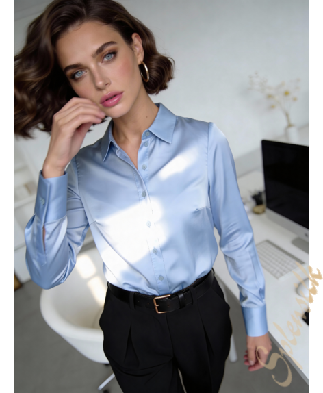 Рубашка из искусственного шелка нежно-голубая