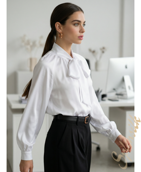 Блузка из искусственного шелка